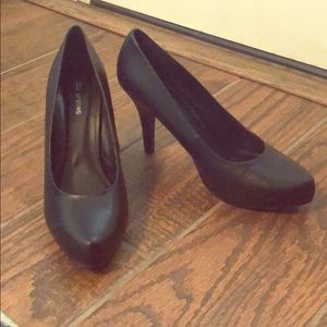 Black platform heels